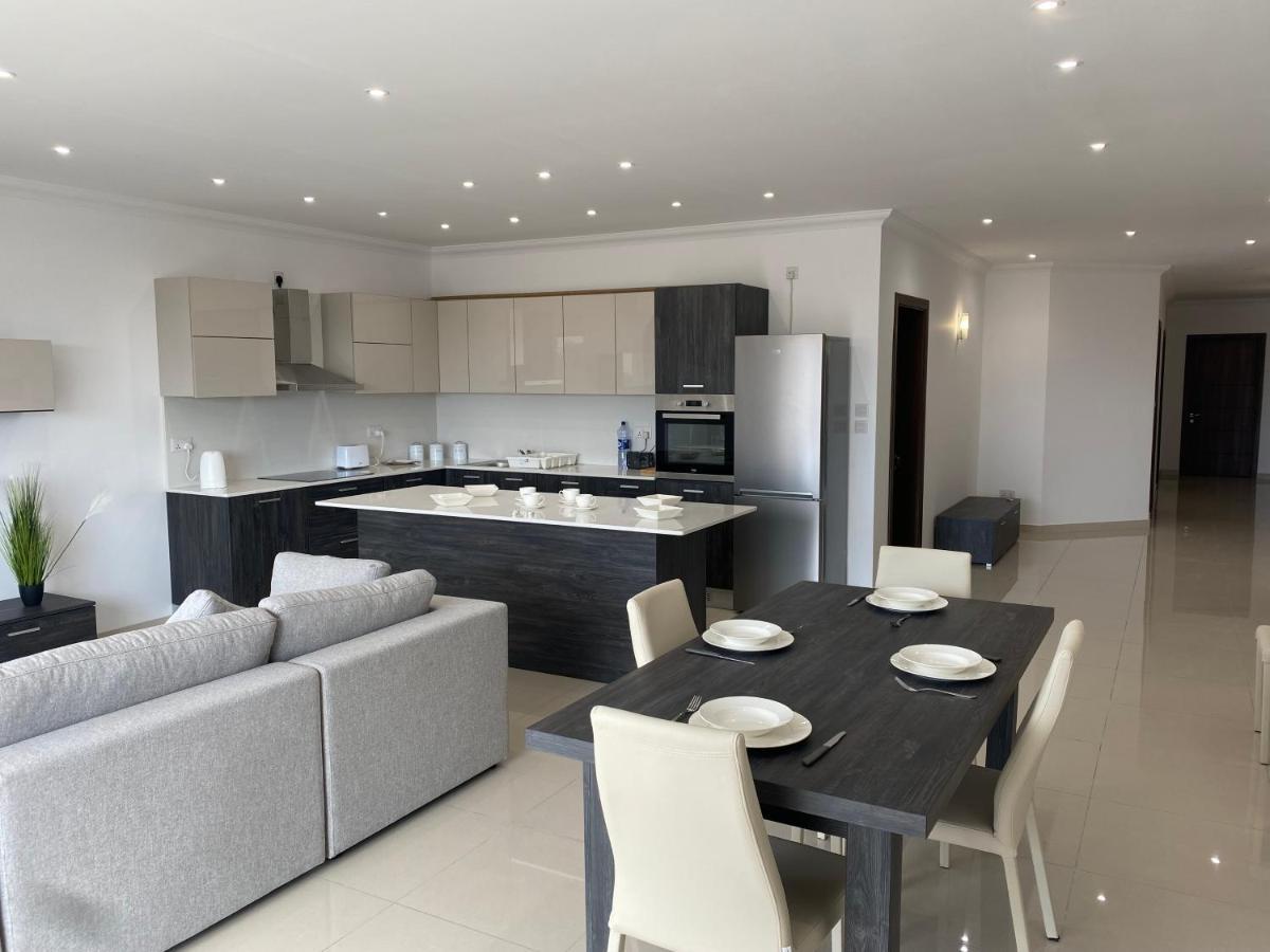 New 3 Bedroom Apartment Close To Airport Zurrieq Exterior photo