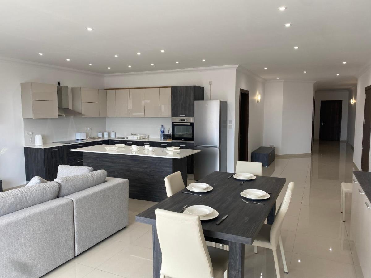 New 3 Bedroom Apartment Close To Airport Zurrieq Exterior photo