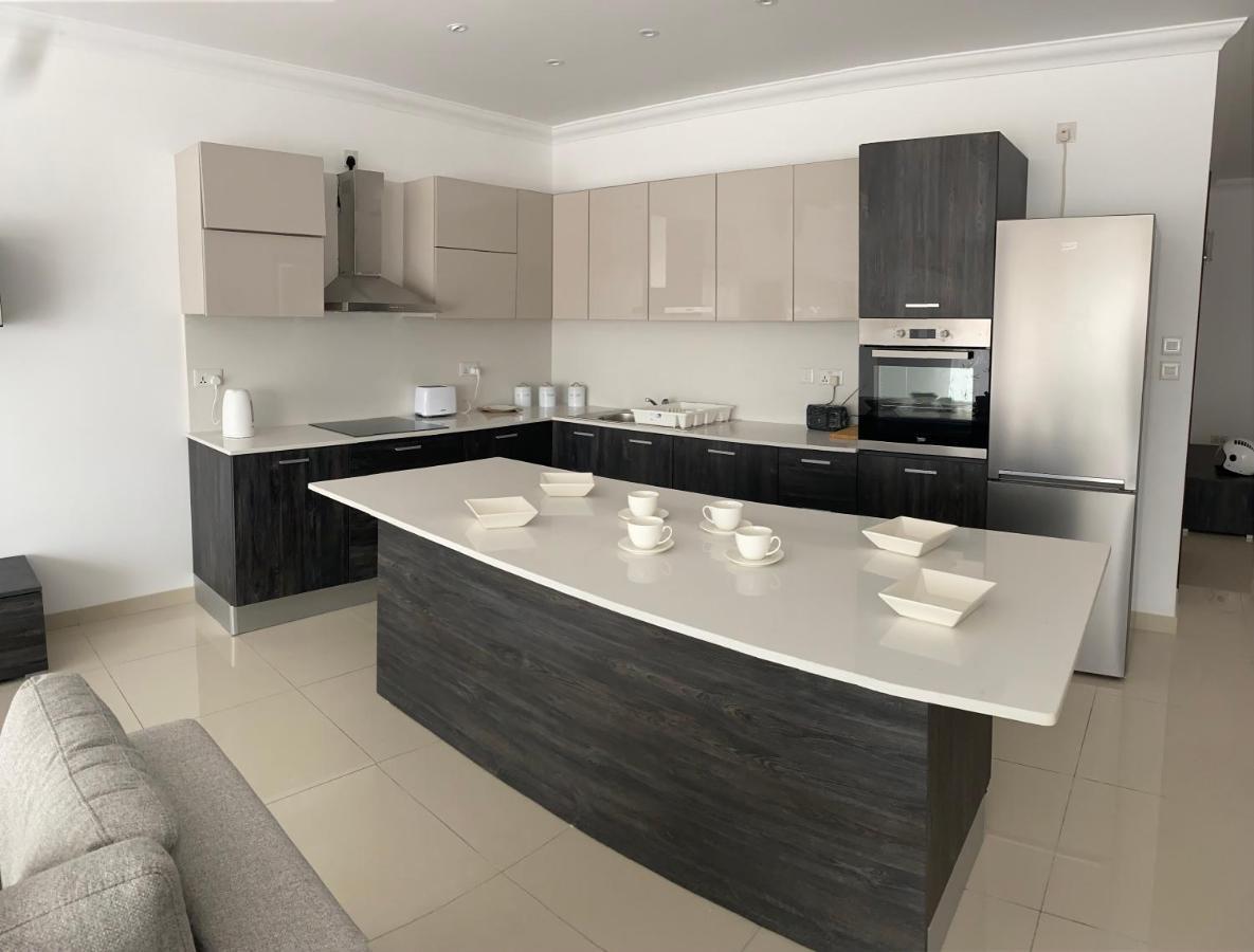 New 3 Bedroom Apartment Close To Airport Zurrieq Exterior photo